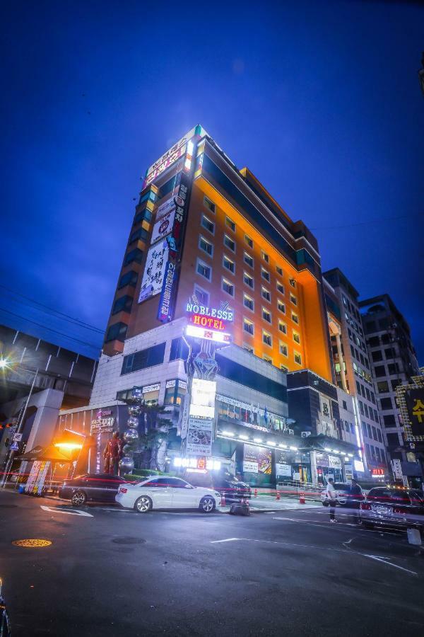 Hotel Noblesse Séoul Extérieur photo