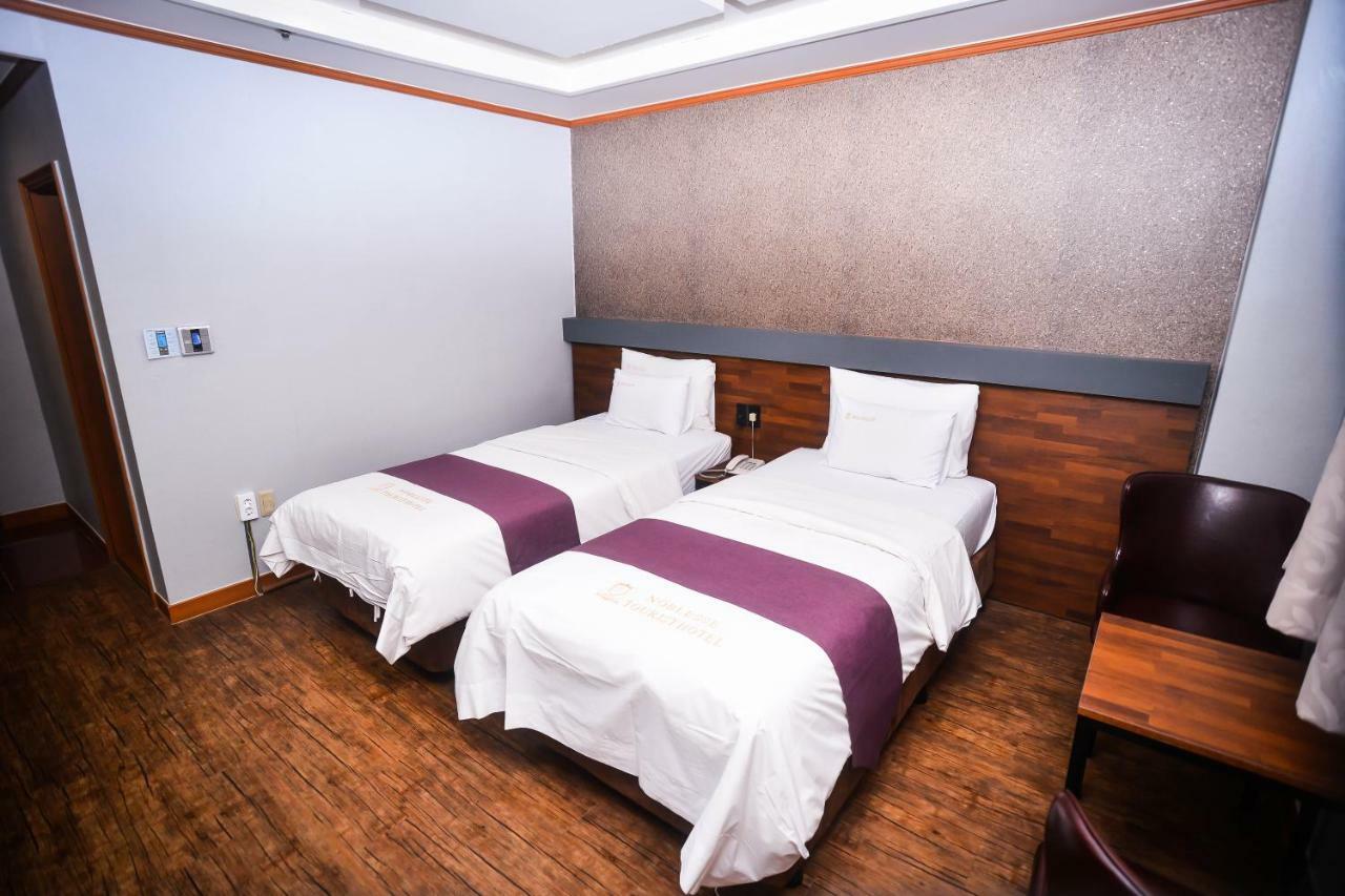 Hotel Noblesse Séoul Extérieur photo