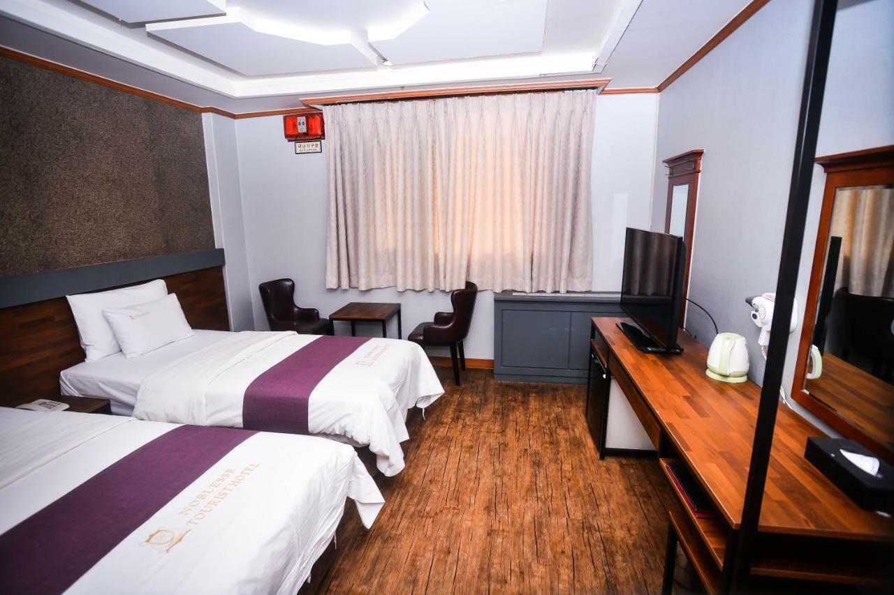 Hotel Noblesse Séoul Extérieur photo